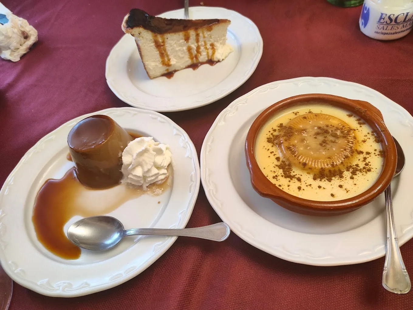 Postres caseros del Mesón El Retiro, restaurante tradicional en Alicante